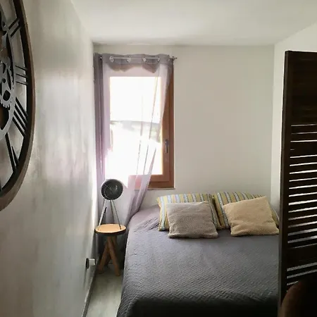 B&B D'hote A 2 Pas De La Cite 카르카손